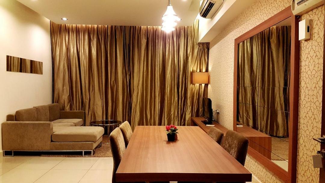 Regalia Exclusive Hostel Kuala Lumpur Eksteriør bilde